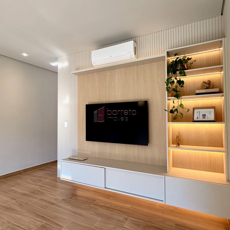 CASA MOBILIADA COM 03 SUÍTES À VENDA NO RESIDENCIAL LAGO AZUL – RECANTO QUARTO CENTENÁRIO – JUNDIAÍ/SP
