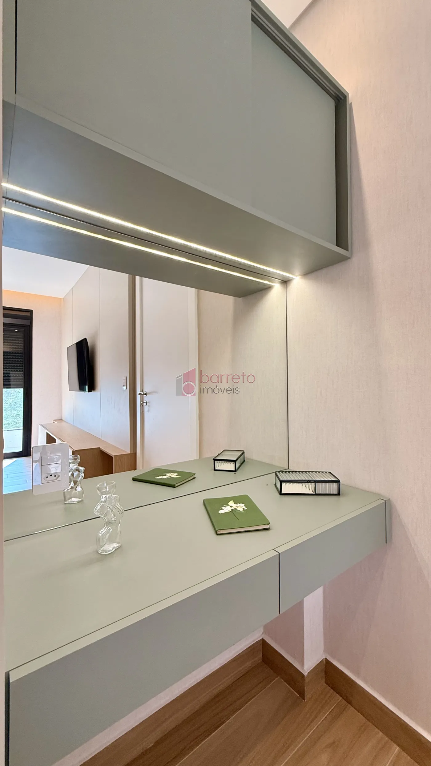 CASA MOBILIADA COM 03 SUÍTES À VENDA NO RESIDENCIAL LAGO AZUL – RECANTO QUARTO CENTENÁRIO – JUNDIAÍ/SP