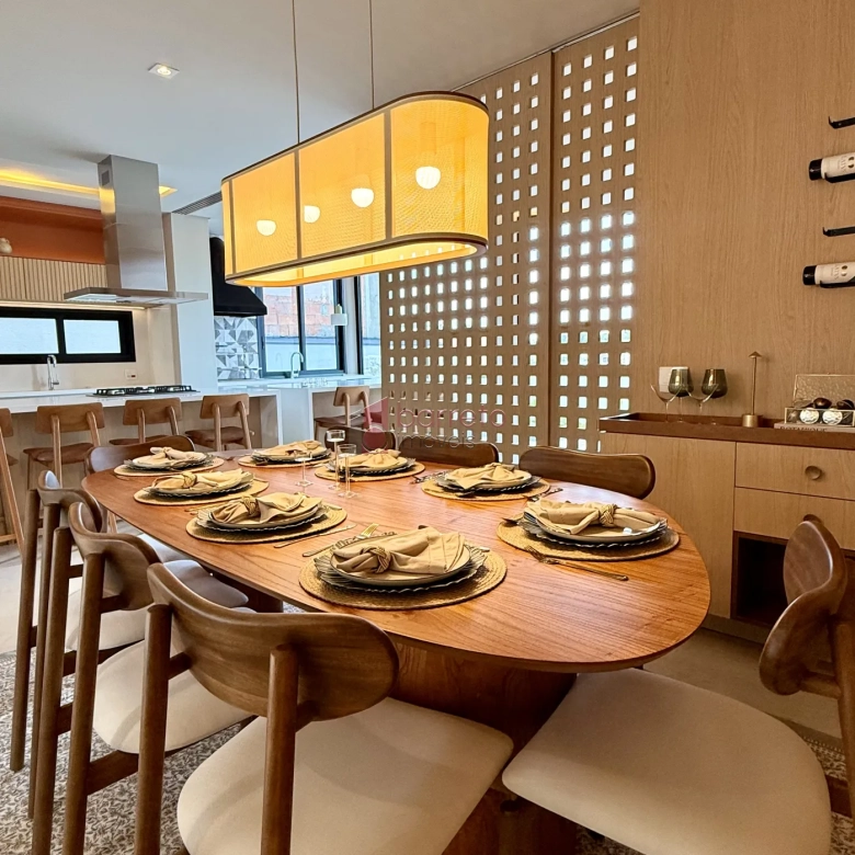 CASA MOBILIADA COM 03 SUÍTES À VENDA NO RESIDENCIAL LAGO AZUL – RECANTO QUARTO CENTENÁRIO – JUNDIAÍ/SP