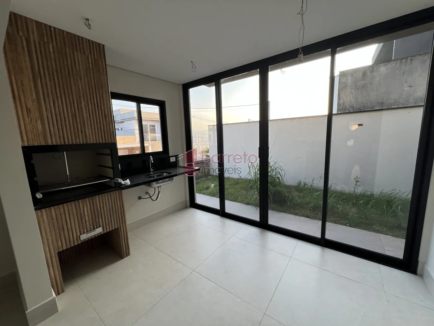 CASA SOBRADO COM 03 DORMITÓRIOS À VENDA NO CONDOMÍNIO PANORAMA – JUNDIAÍ/SP
