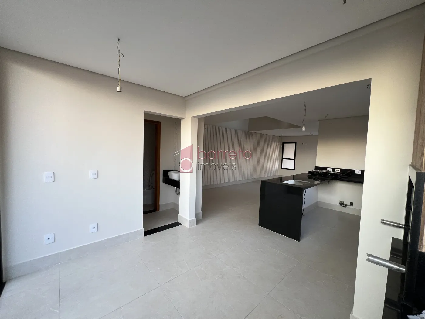 CASA SOBRADO COM 03 DORMITÓRIOS À VENDA NO CONDOMÍNIO PANORAMA – JUNDIAÍ/SP