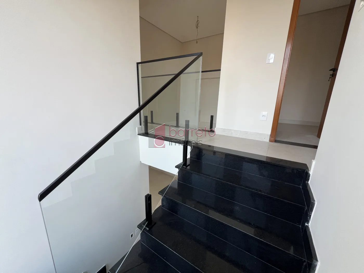 CASA SOBRADO COM 03 DORMITÓRIOS À VENDA NO CONDOMÍNIO PANORAMA – JUNDIAÍ/SP