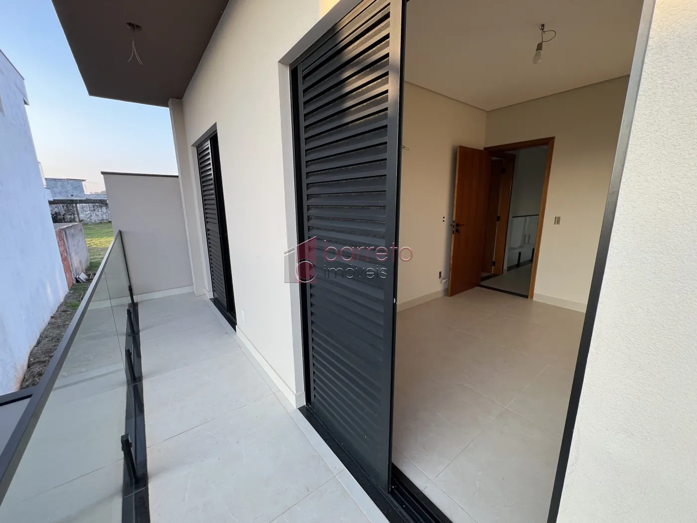 CASA SOBRADO COM 03 DORMITÓRIOS À VENDA NO CONDOMÍNIO PANORAMA – JUNDIAÍ/SP