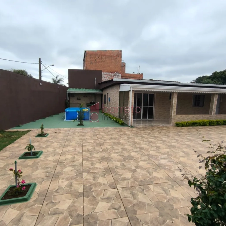 CASA À VENDA NO BAIRRO ÁGUA DOCE – JUNDIAÍ/SP