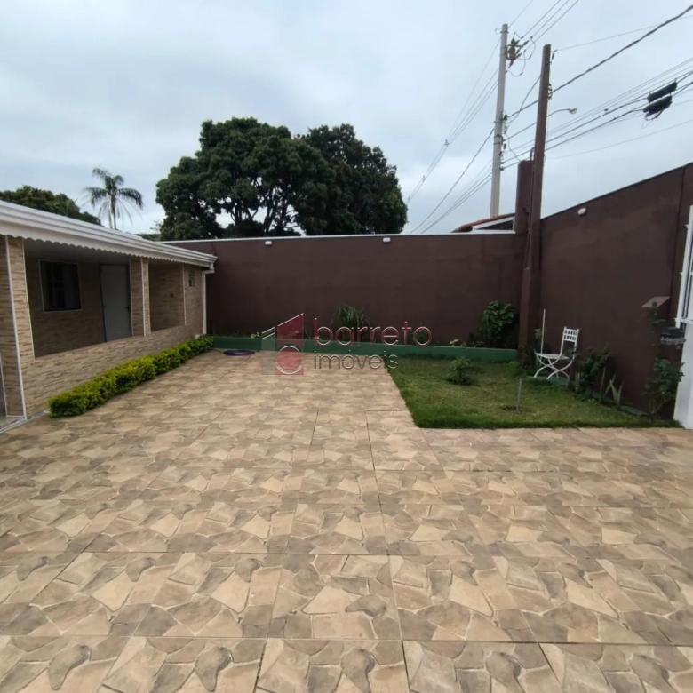 CASA À VENDA NO BAIRRO ÁGUA DOCE – JUNDIAÍ/SP