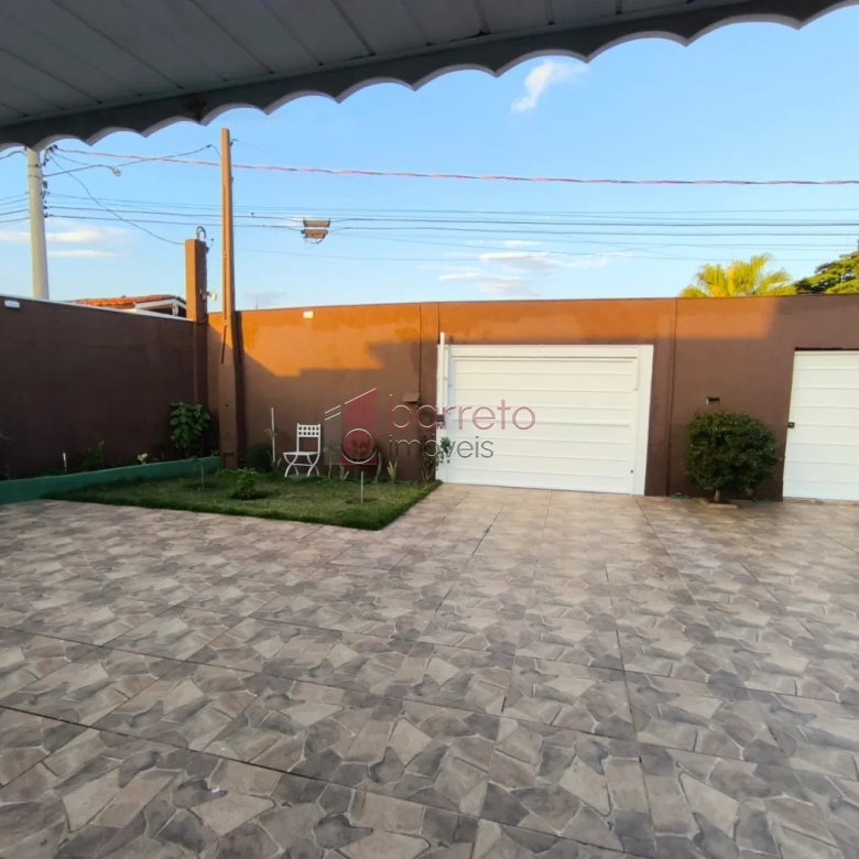 CASA À VENDA NO BAIRRO ÁGUA DOCE – JUNDIAÍ/SP