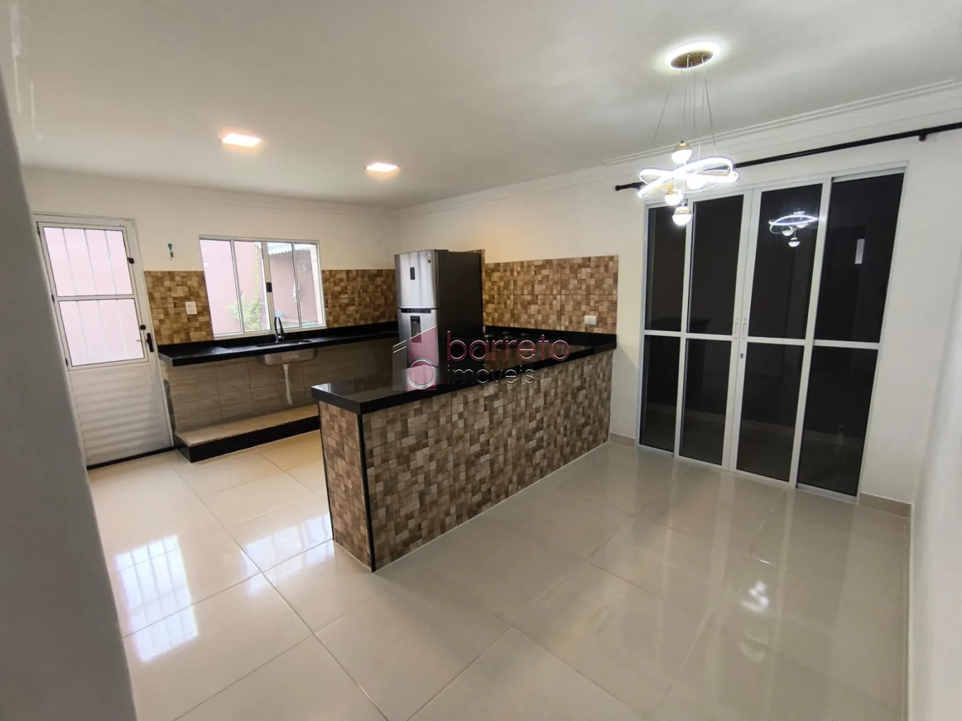 CASA À VENDA NO BAIRRO ÁGUA DOCE – JUNDIAÍ/SP