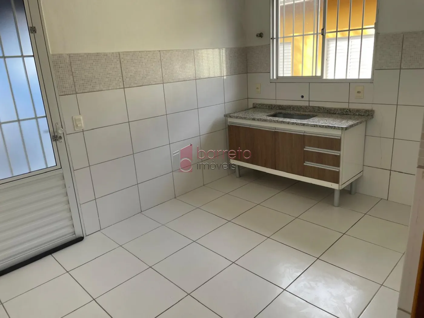 CASA COM ENTRADA COMPARTILHADA PARA LOCAÇÃO NO BAIRRO BELA VISTA – JUNDIAÍ/SP