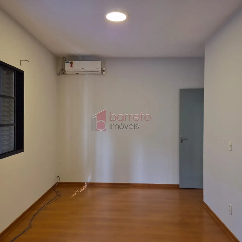 CASA TÉRREA À VENDA NO BAIRRO CIDADE LUIZA/VILA HORTOLÂNDIA EM JUNDIAÍ/SP