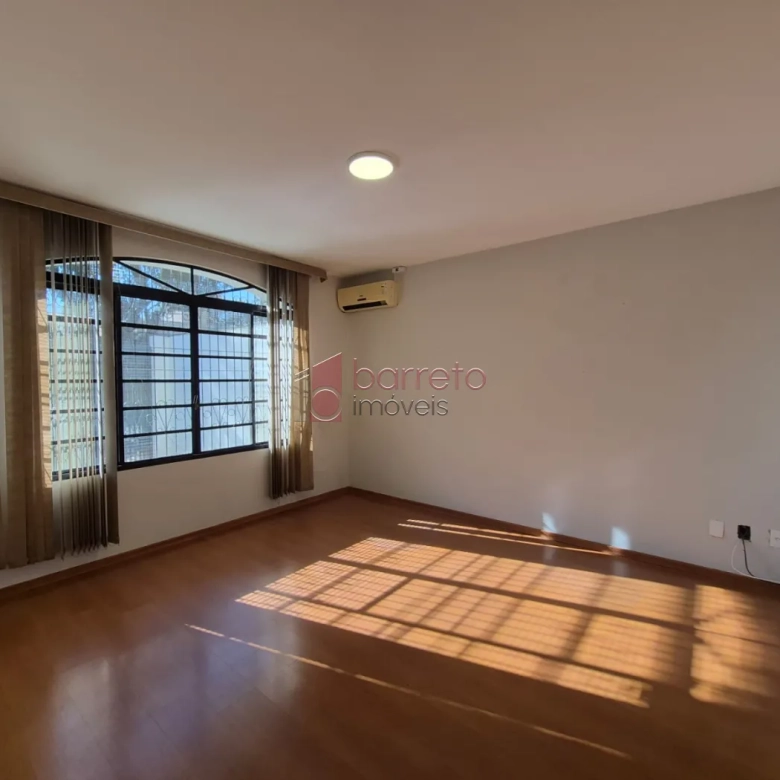 CASA TÉRREA À VENDA NO BAIRRO CIDADE LUIZA/VILA HORTOLÂNDIA EM JUNDIAÍ/SP