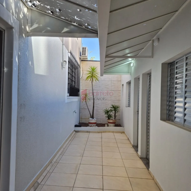 CASA TÉRREA À VENDA NO BAIRRO CIDADE LUIZA/VILA HORTOLÂNDIA EM JUNDIAÍ/SP