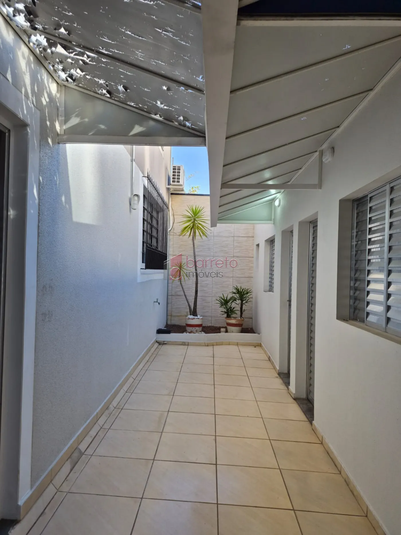 CASA TÉRREA À VENDA NO BAIRRO CIDADE LUIZA/VILA HORTOLÂNDIA EM JUNDIAÍ/SP