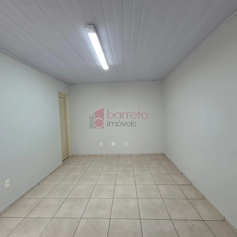 CASA TÉRREA À VENDA NO BAIRRO CIDADE LUIZA/VILA HORTOLÂNDIA EM JUNDIAÍ/SP