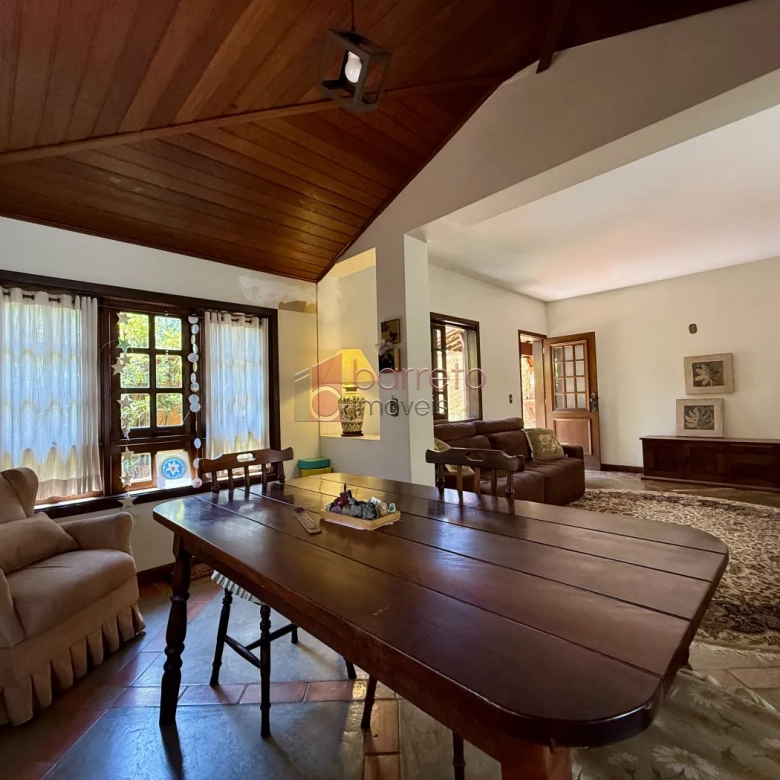 CASA COM EDÍCULA À VENDA NO JARDIM DAS SAMAMBAIAS EM JUNDIAÍ/SP