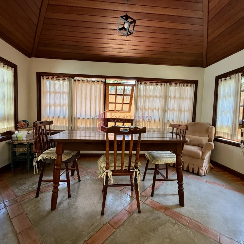CASA COM EDÍCULA À VENDA NO JARDIM DAS SAMAMBAIAS EM JUNDIAÍ/SP