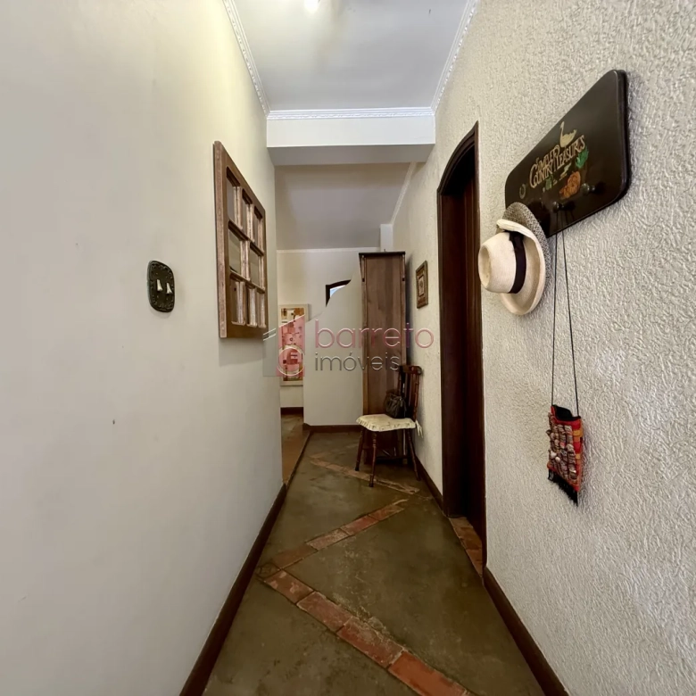 CASA COM EDÍCULA À VENDA NO JARDIM DAS SAMAMBAIAS EM JUNDIAÍ/SP