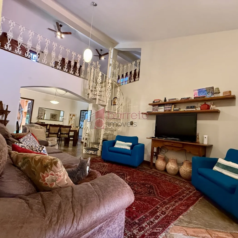 CASA COM EDÍCULA À VENDA NO JARDIM DAS SAMAMBAIAS EM JUNDIAÍ/SP