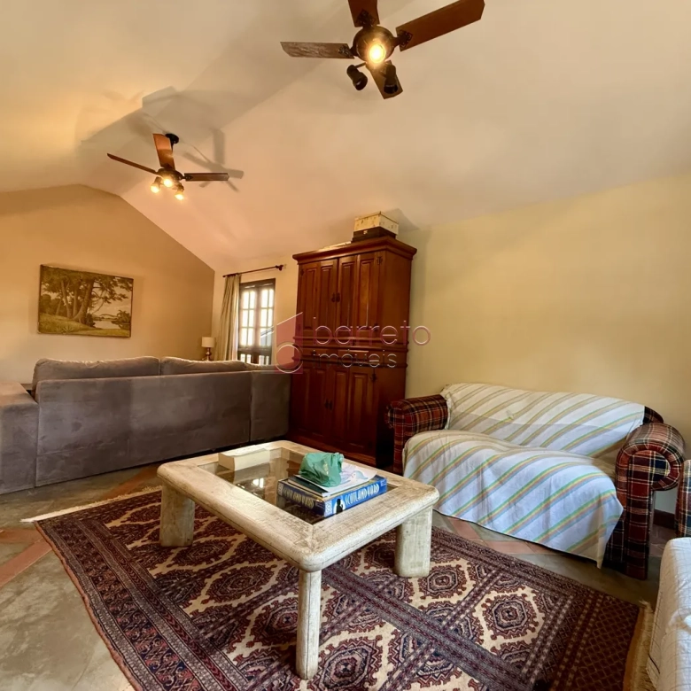 CASA COM EDÍCULA À VENDA NO JARDIM DAS SAMAMBAIAS EM JUNDIAÍ/SP