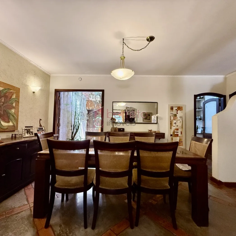 CASA COM EDÍCULA À VENDA NO JARDIM DAS SAMAMBAIAS EM JUNDIAÍ/SP