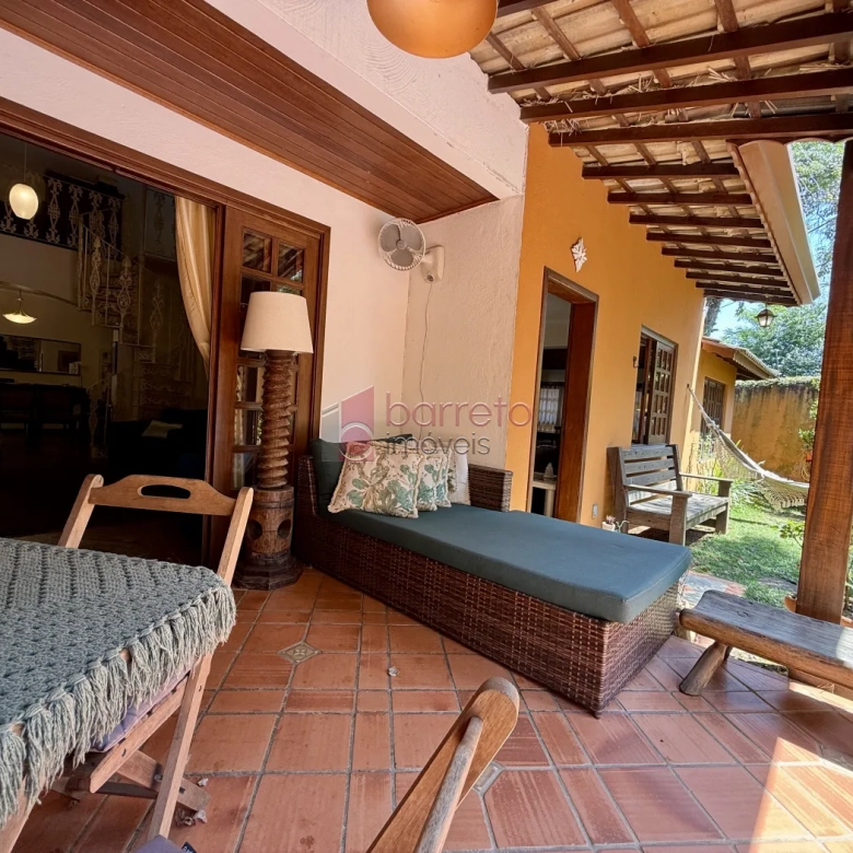 CASA COM EDÍCULA À VENDA NO JARDIM DAS SAMAMBAIAS EM JUNDIAÍ/SP