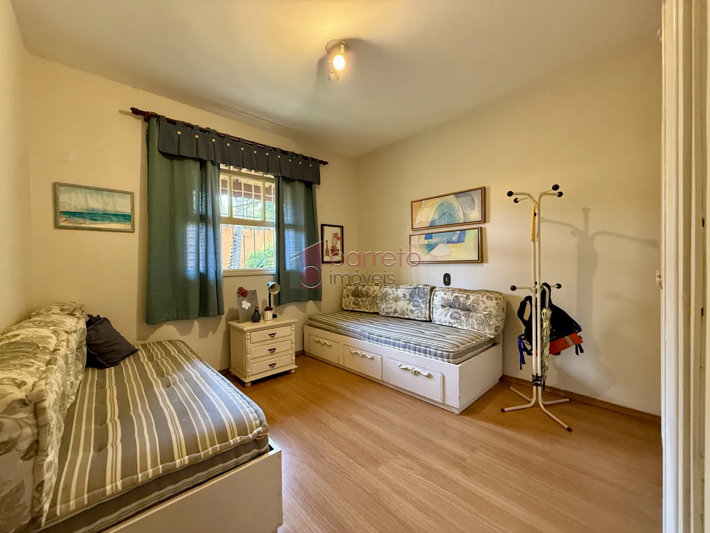 CASA COM EDÍCULA À VENDA NO JARDIM DAS SAMAMBAIAS EM JUNDIAÍ/SP