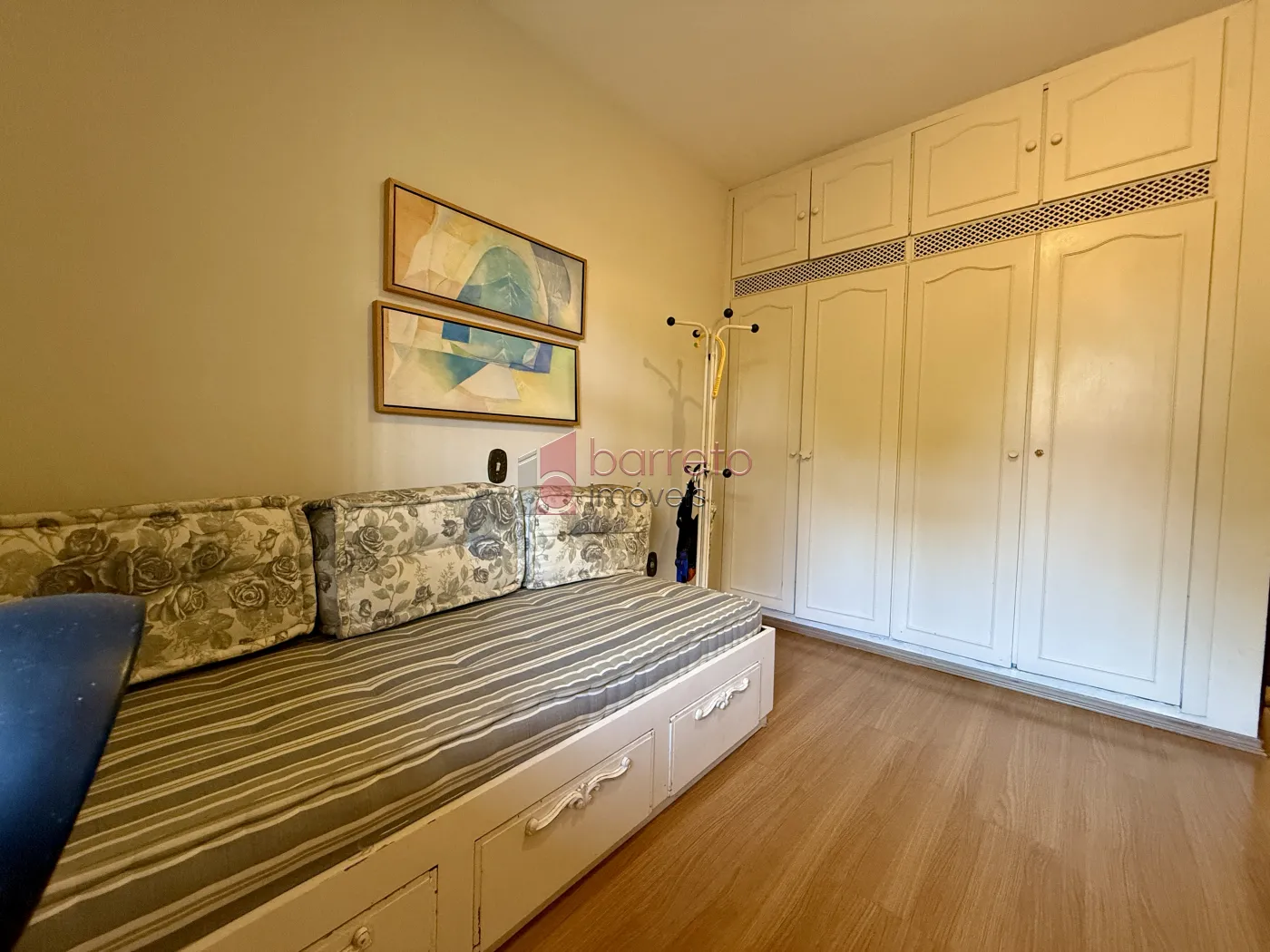 CASA COM EDÍCULA À VENDA NO JARDIM DAS SAMAMBAIAS EM JUNDIAÍ/SP