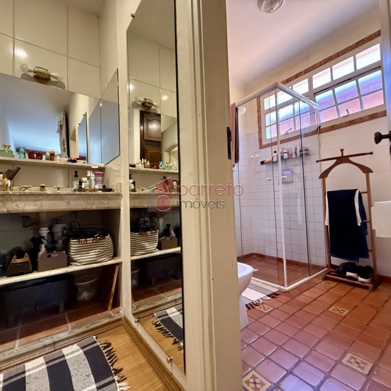 CASA COM EDÍCULA À VENDA NO JARDIM DAS SAMAMBAIAS EM JUNDIAÍ/SP
