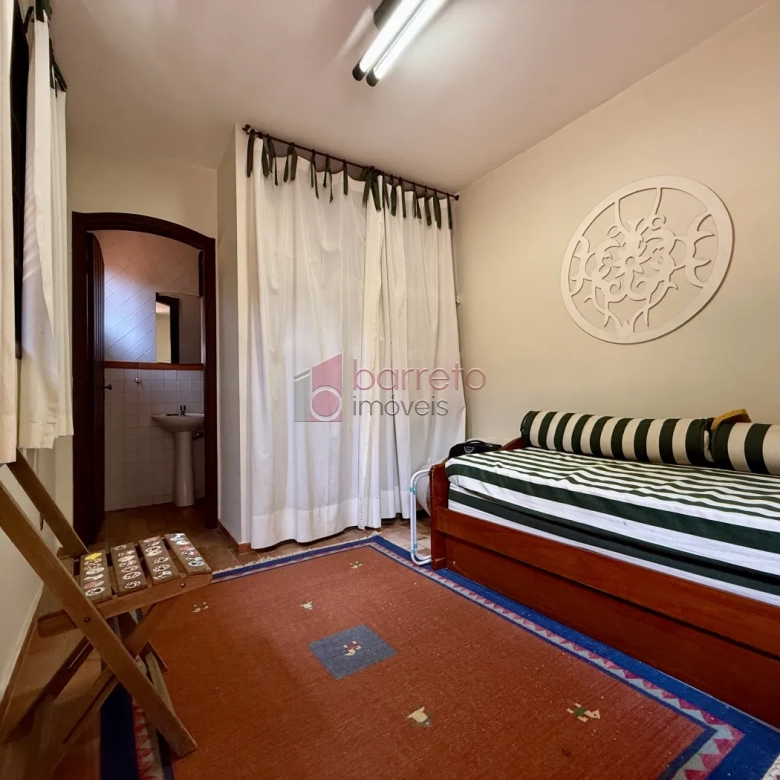 CASA COM EDÍCULA À VENDA NO JARDIM DAS SAMAMBAIAS EM JUNDIAÍ/SP