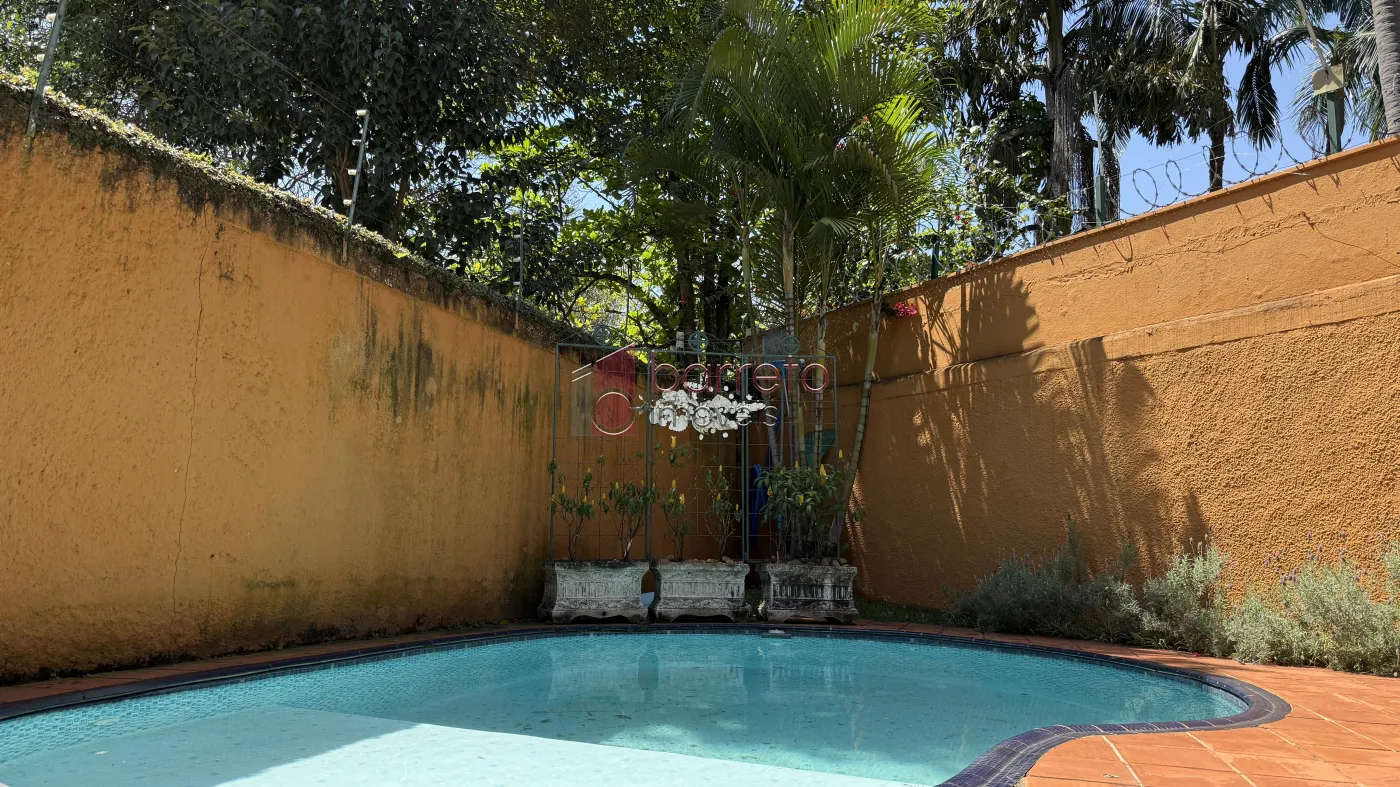 CASA COM EDÍCULA À VENDA NO JARDIM DAS SAMAMBAIAS EM JUNDIAÍ/SP