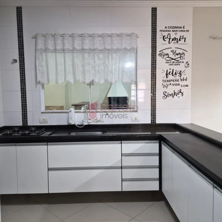 CASA COM 03 QUARTOS À VENDA NO JARDIM MARAMBAIA II EM JUNDIAÍ/SP