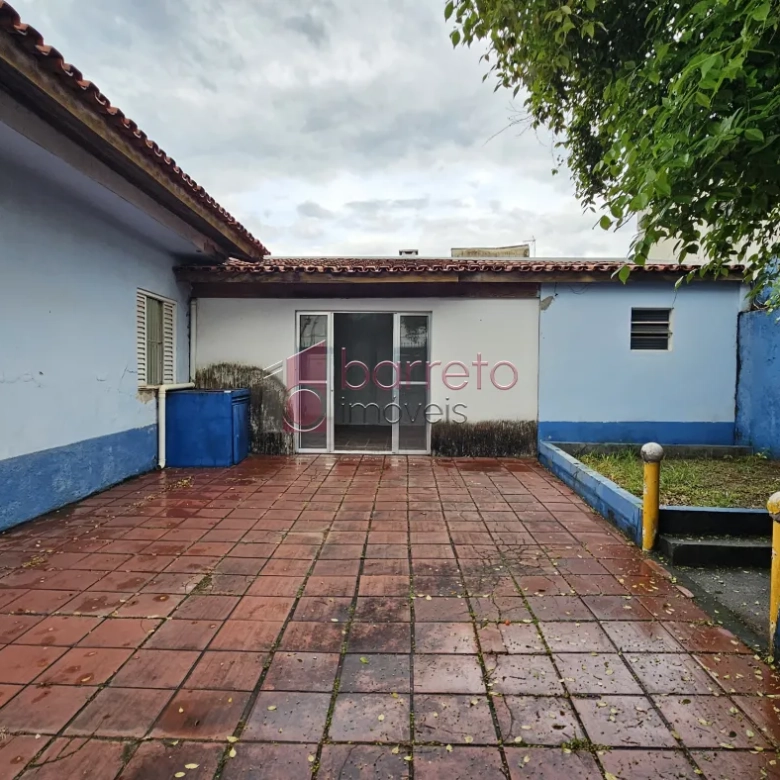 CASA PARA USO RESIDENCIAL OU COMERCIAL À VENDA NA VILA RAMI EM JUNDIAÍ/SP