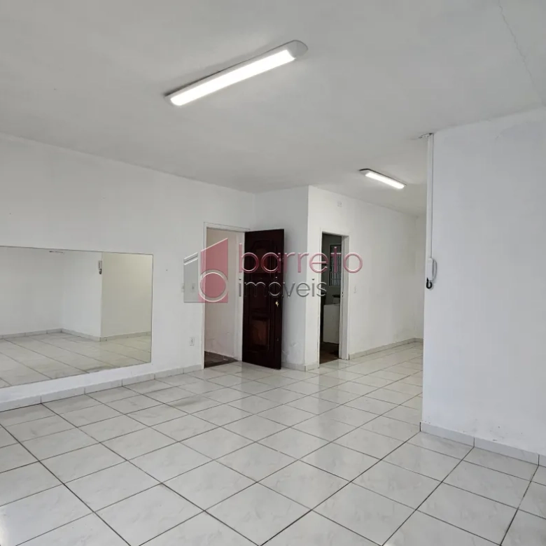 CASA PARA USO RESIDENCIAL OU COMERCIAL À VENDA NA VILA RAMI EM JUNDIAÍ/SP