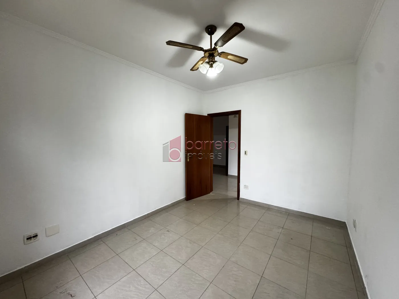 CASA PARA LOCAÇÃO NO BAIRRO MEDEIROS – JUNDIAÍ/SP