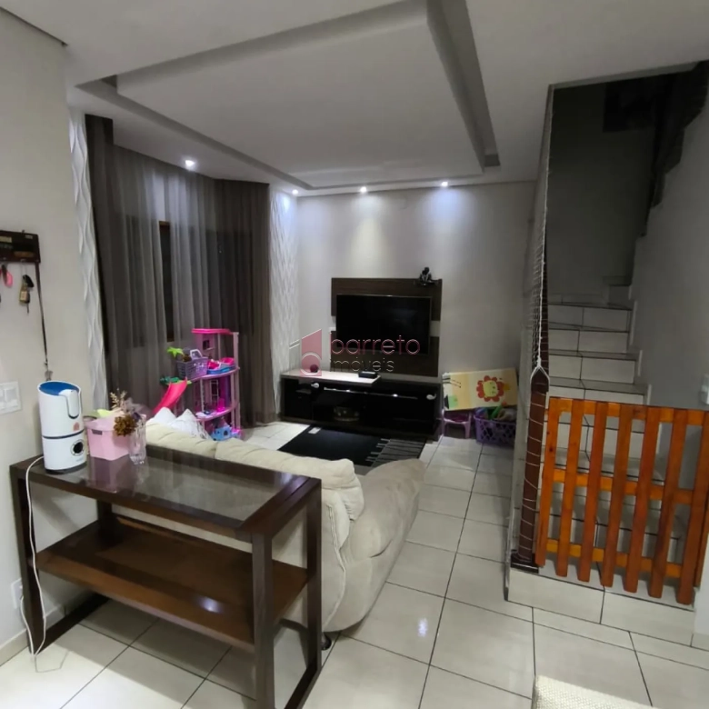 CASA À VENDA NO BAIRRO PARQUE CIDADE JARDIM II EM JUNDIAÍ/SP