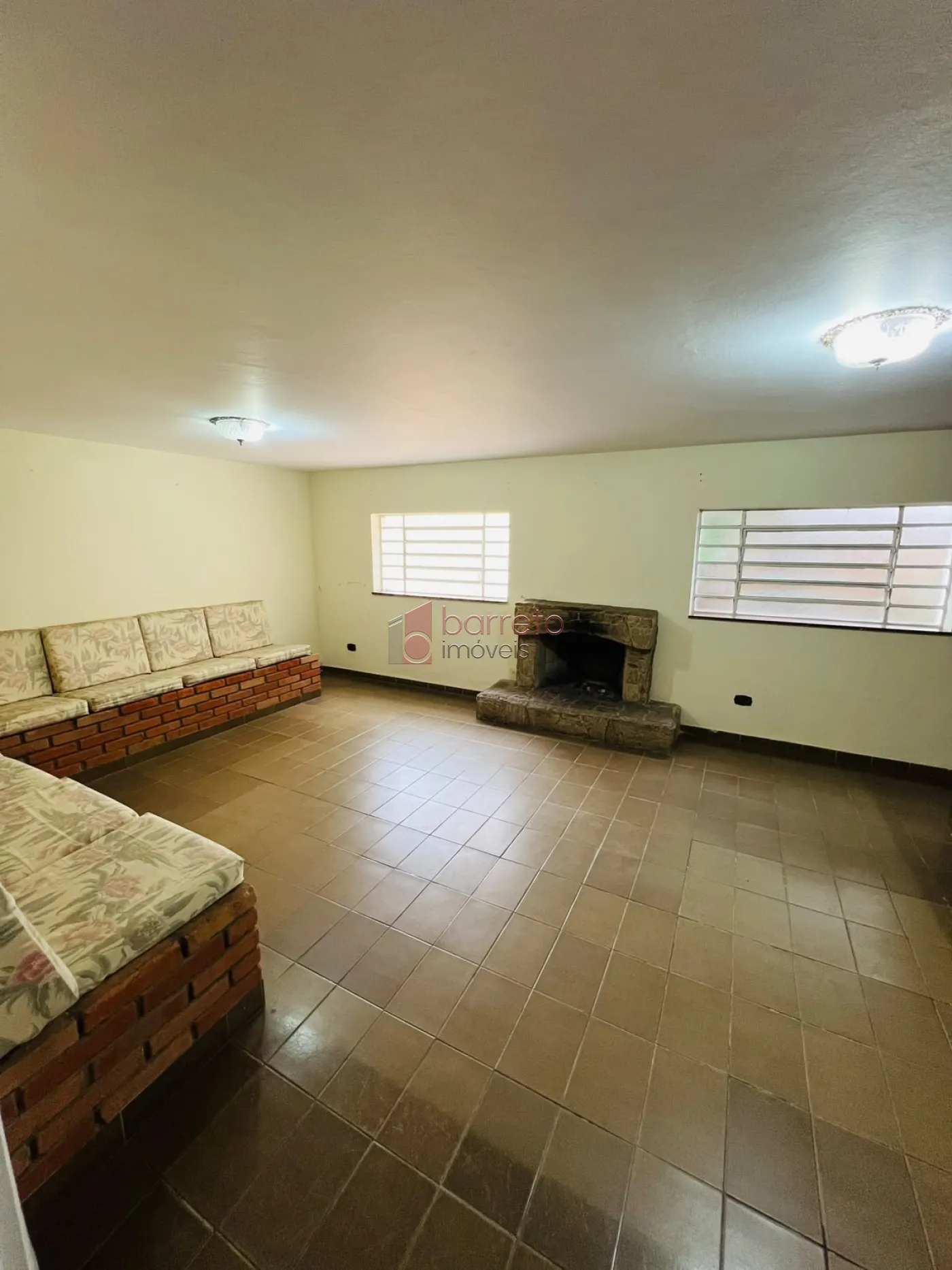 CASA COMERCIAL PARA LOCAÇÃO NO PARQUE DO COLÉGIO – JUNDIAÍ/SP
