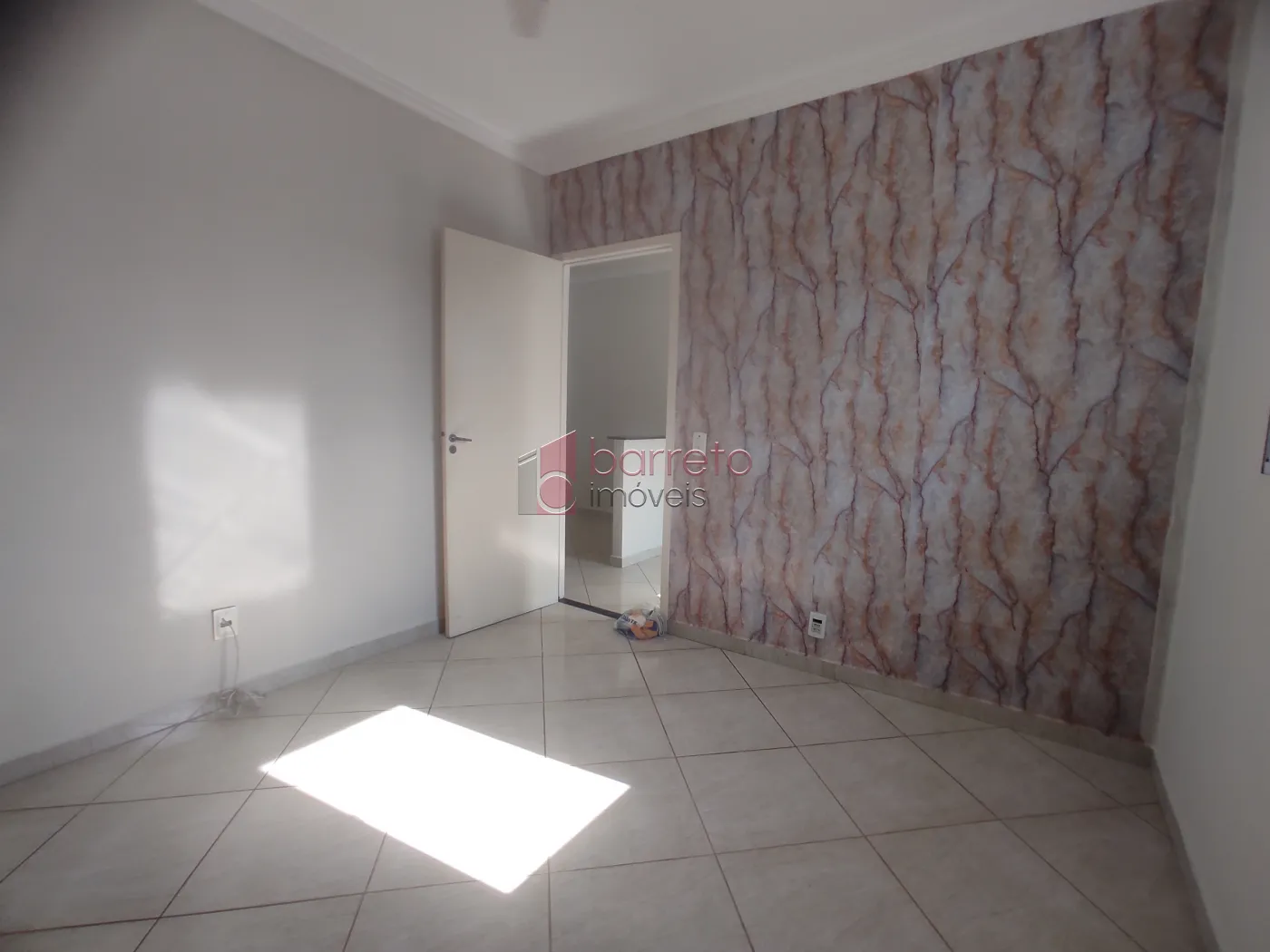 CASA NO PISO SUPERIOR PARA VENDA E LOCAÇÃO NA VILA APARECIDA – JUNDIAÍ/SP