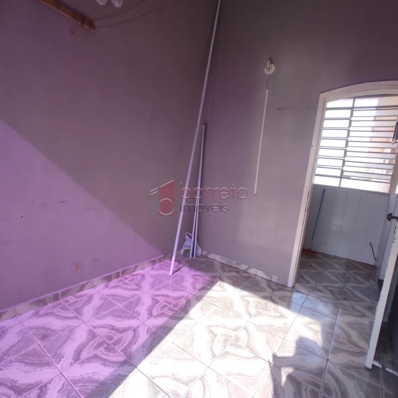 CASA NO PISO SUPERIOR PARA VENDA E LOCAÇÃO NA VILA APARECIDA – JUNDIAÍ/SP