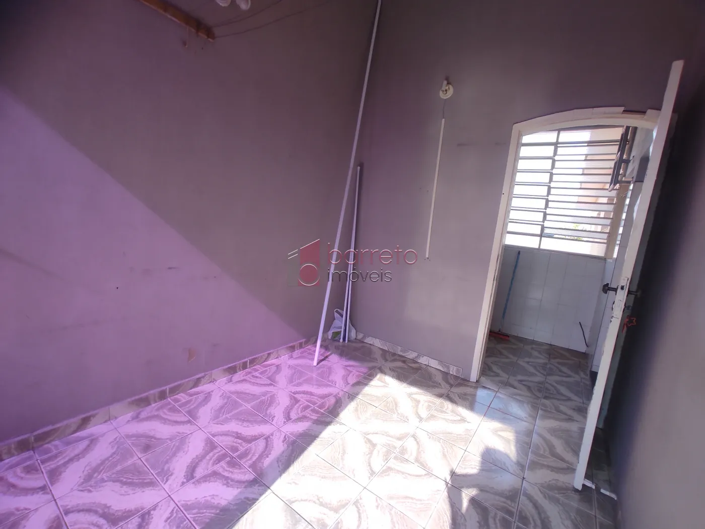 CASA NO PISO SUPERIOR PARA VENDA E LOCAÇÃO NA VILA APARECIDA – JUNDIAÍ/SP
