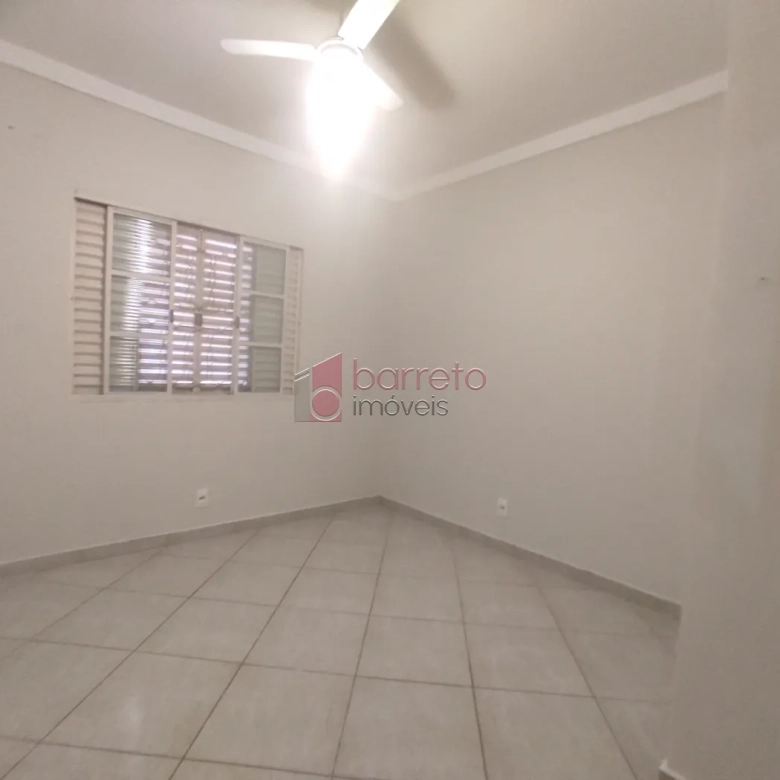 CASA NO PISO SUPERIOR PARA VENDA E LOCAÇÃO NA VILA APARECIDA – JUNDIAÍ/SP
