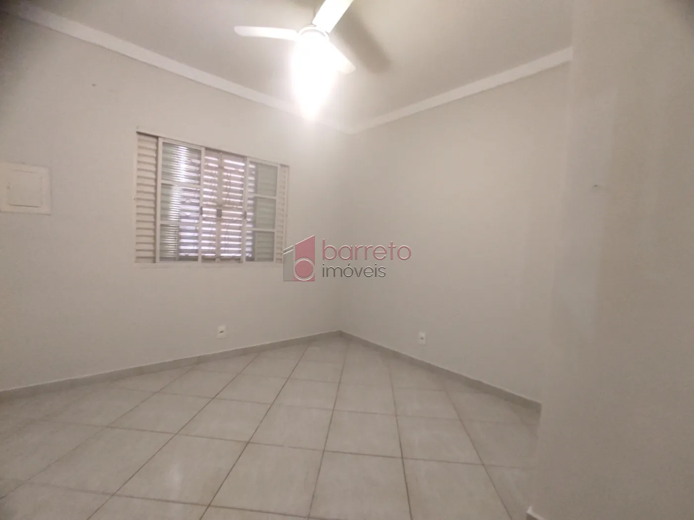 CASA NO PISO SUPERIOR PARA VENDA E LOCAÇÃO NA VILA APARECIDA – JUNDIAÍ/SP