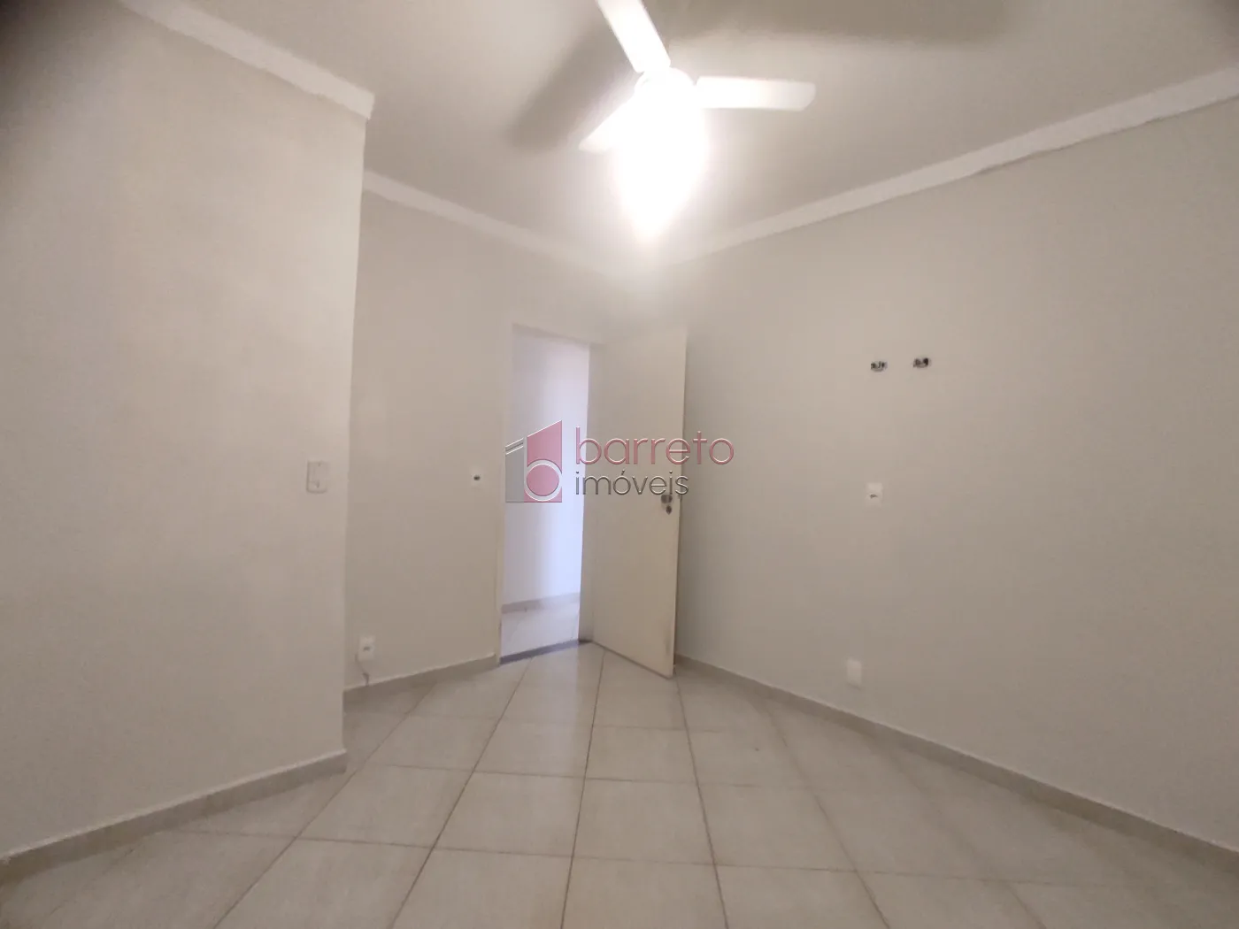 CASA NO PISO SUPERIOR PARA VENDA E LOCAÇÃO NA VILA APARECIDA – JUNDIAÍ/SP