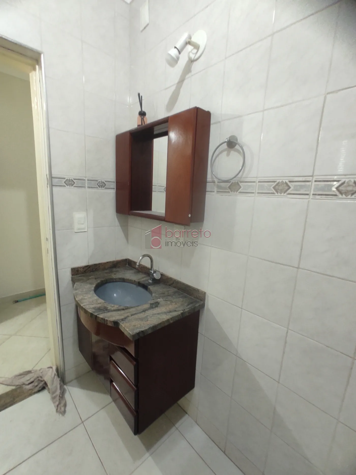 CASA NO PISO SUPERIOR PARA VENDA E LOCAÇÃO NA VILA APARECIDA – JUNDIAÍ/SP