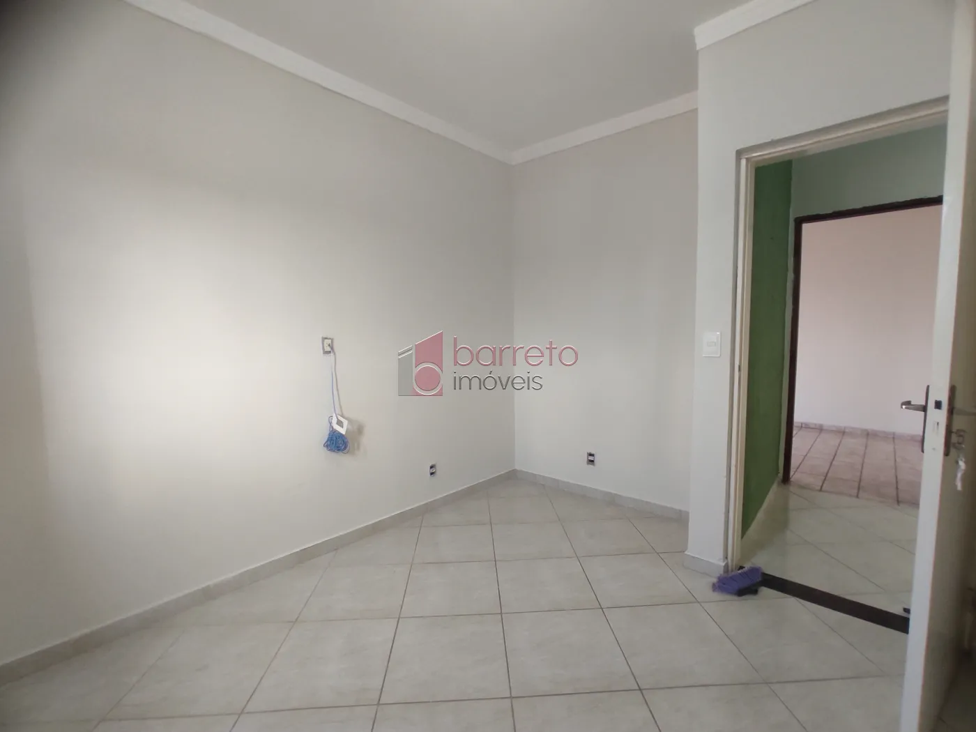 CASA NO PISO SUPERIOR PARA VENDA E LOCAÇÃO NA VILA APARECIDA – JUNDIAÍ/SP