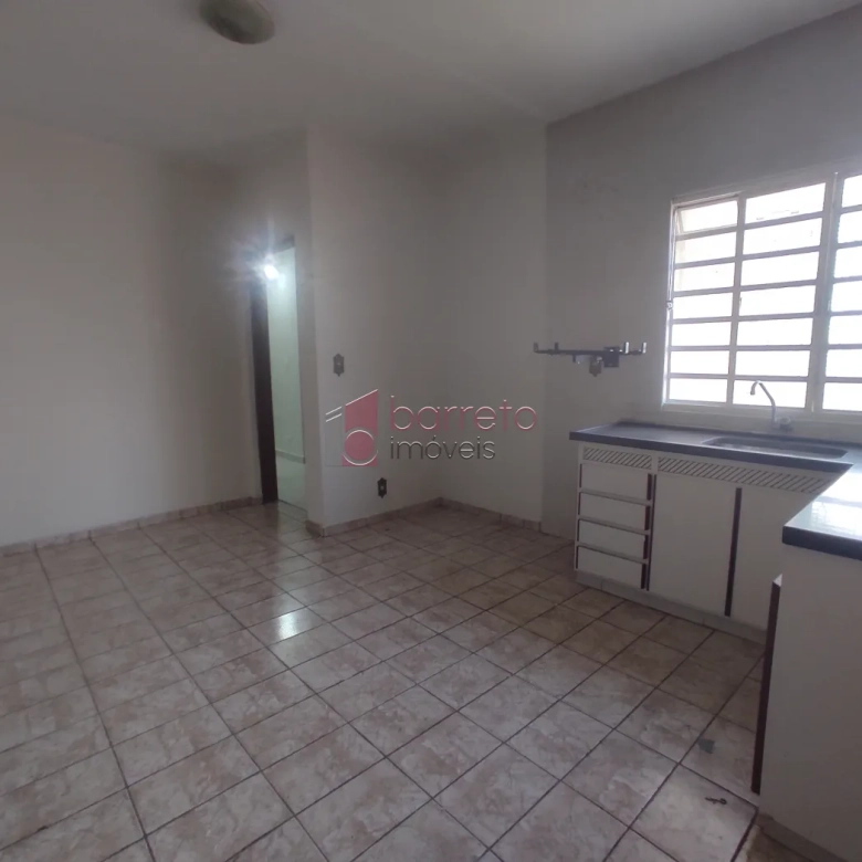 CASA NO PISO SUPERIOR PARA VENDA E LOCAÇÃO NA VILA APARECIDA – JUNDIAÍ/SP