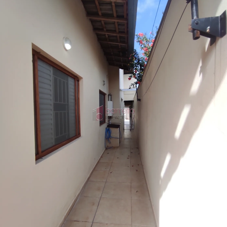 CASA À VENDA NA VILA HELENA EM JUNDIAÍ/SP