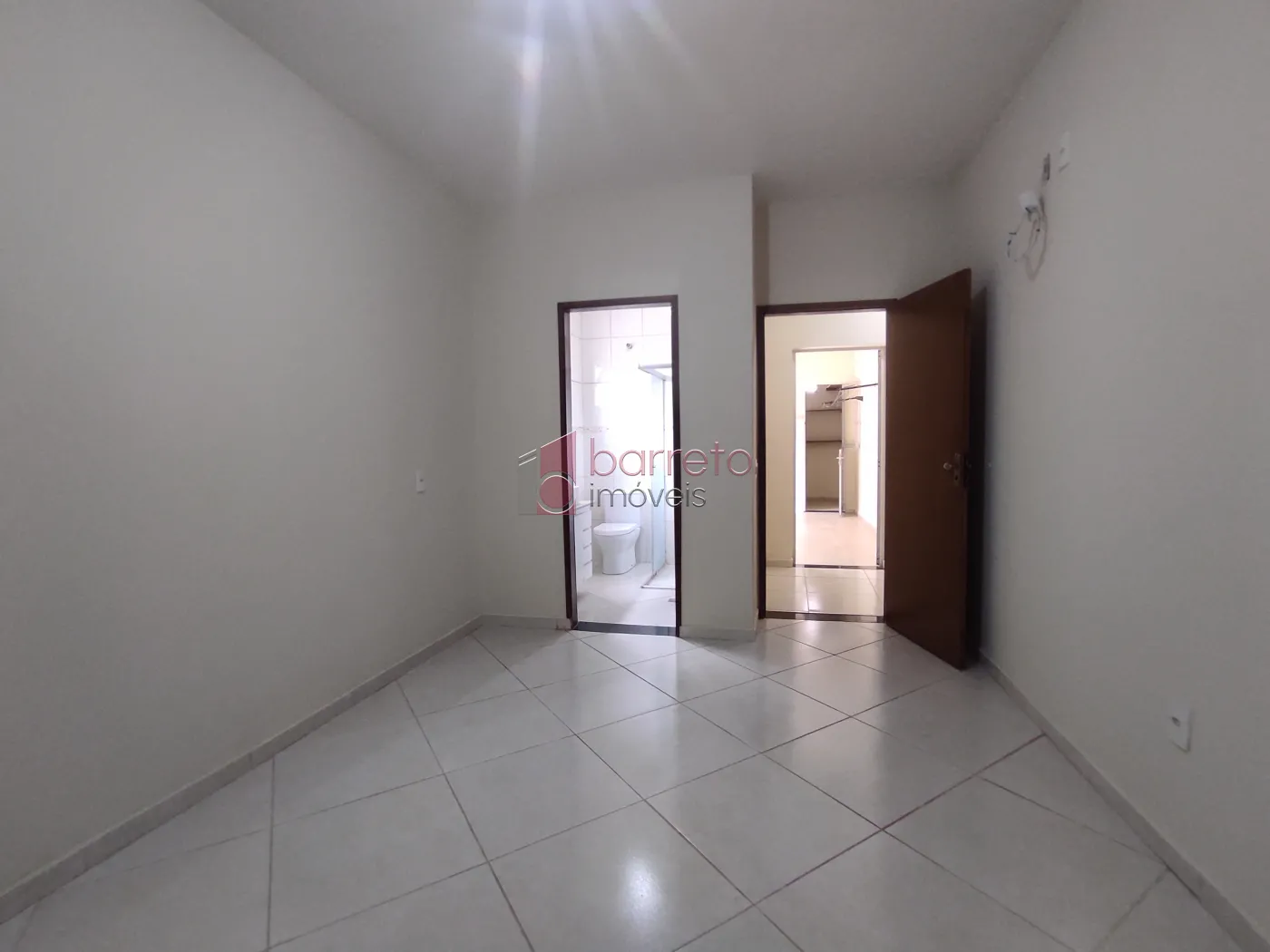 CASA À VENDA NA VILA HELENA EM JUNDIAÍ/SP