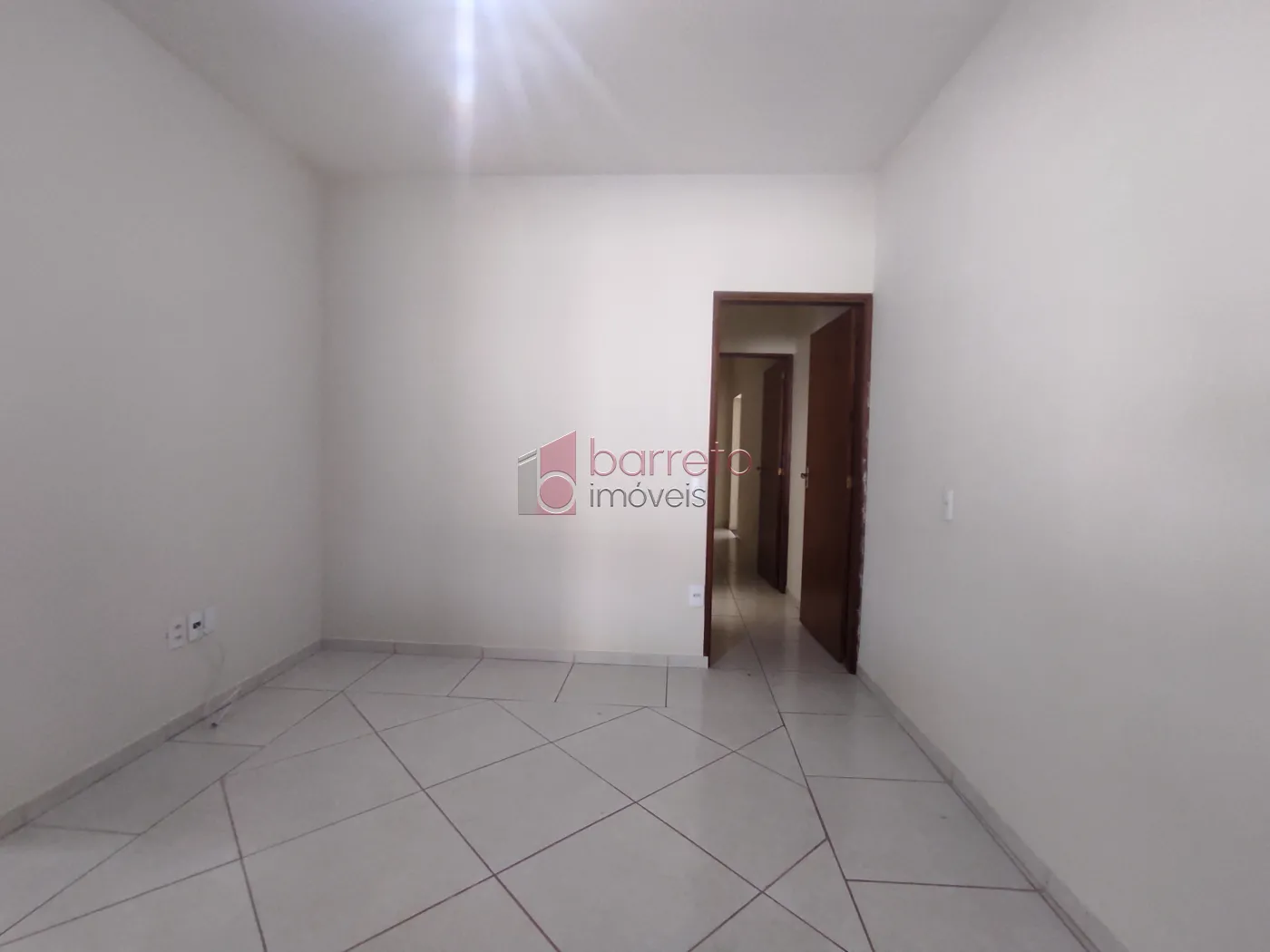 CASA À VENDA NA VILA HELENA EM JUNDIAÍ/SP
