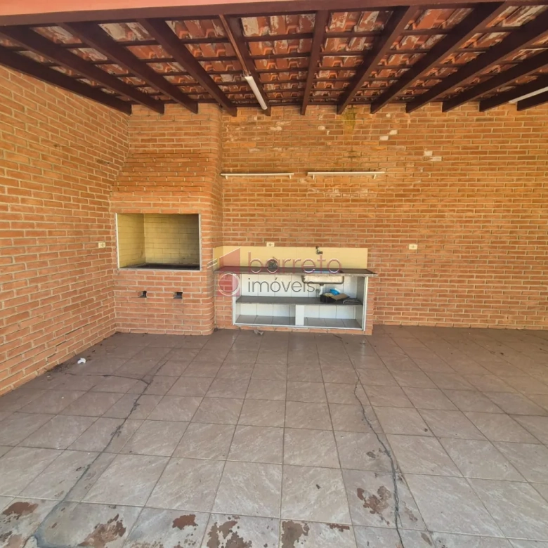 CASA TÉRREA À VENDA NA PONTE SÃO JOÃO EM JUNDIAÍ/SP