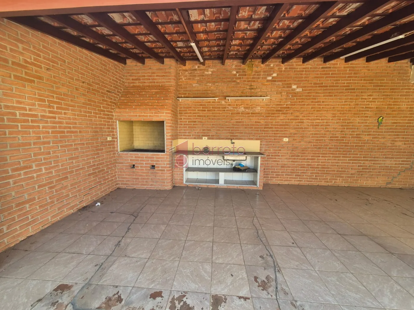 CASA TÉRREA À VENDA NA PONTE SÃO JOÃO EM JUNDIAÍ/SP