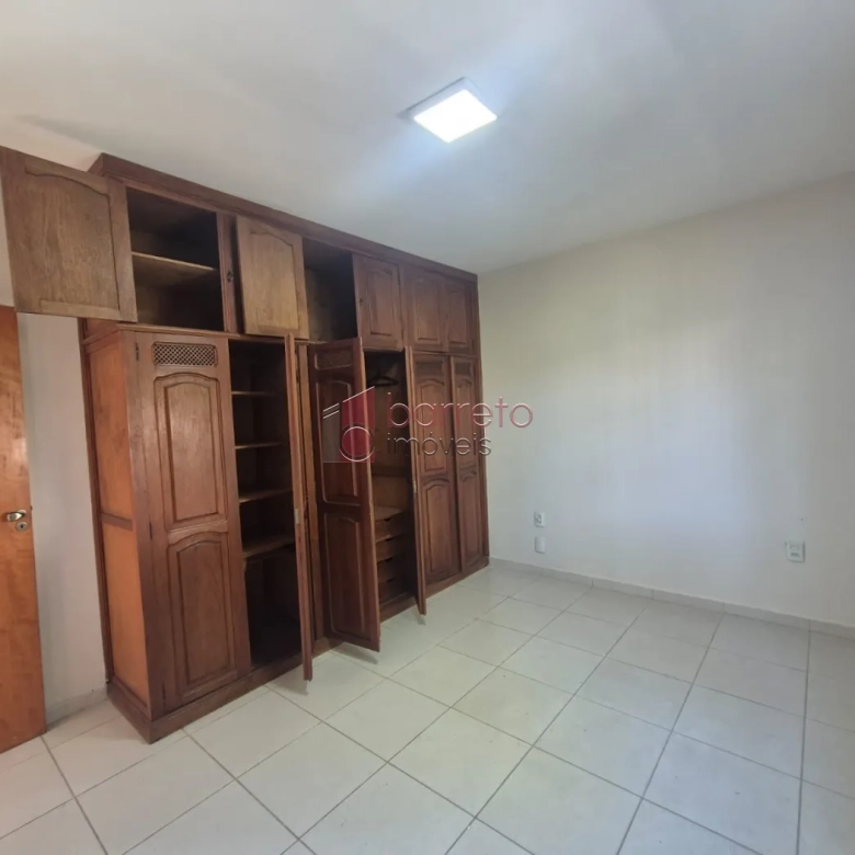 CASA TÉRREA À VENDA NA PONTE SÃO JOÃO EM JUNDIAÍ/SP